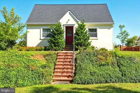 307 E Locust St, Union Bridge, MD 21791