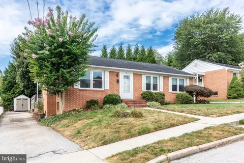 59 Chase St, Westminster, MD 21157
