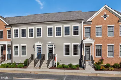 7284 Conley Aly, Sykesville, MD 21784