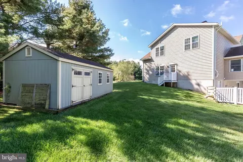 Exterior - 100 Fig Leaf Dr, Hampstead, MD 21074 photo 10 of 11