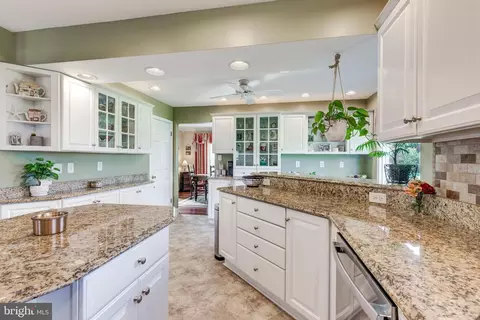 Kitchen - 100 Fig Leaf Dr, Hampstead, MD 21074 photo 3 of 5
