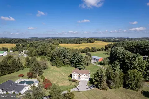 View/Area - 100 Fig Leaf Dr, Hampstead, MD 21074 photo 2 of 6
