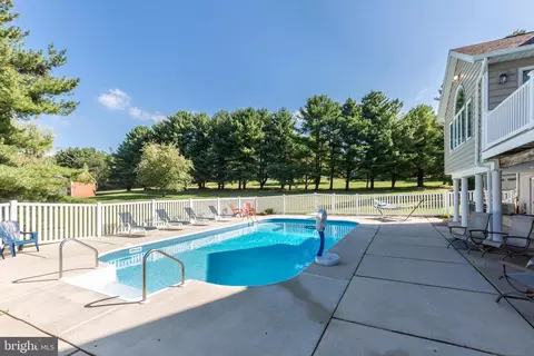 Exterior - 100 Fig Leaf Dr, Hampstead, MD 21074 photo 2 of 11