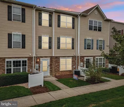 6467 Cornwall Dr #56, Eldersburg, MD 21784