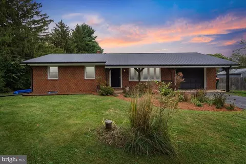 5950 Ridge Rd, Mount Airy, MD 21771