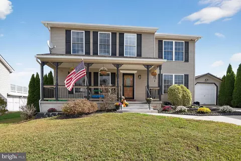71 Fairground Ave, Taneytown, MD 21787