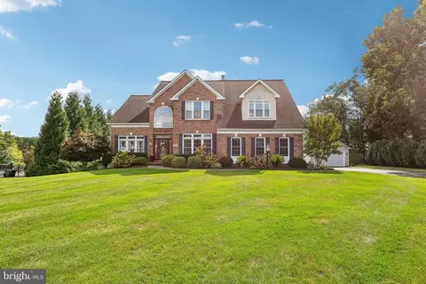 2262 Cherokee Dr, Westminster, MD 21157