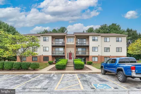 4230 Crystal Ct #3C, Hampstead, MD 21074