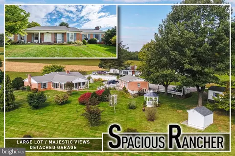1868 Snydersburg Rd, Westminster, MD 21157