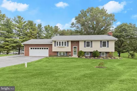 1891 Lakeland Dr, Finksburg, MD 21048