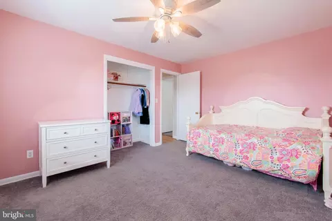 Bedroom - 3911 Sunset Dr, Hampstead, MD 21074 photo 5 of 7