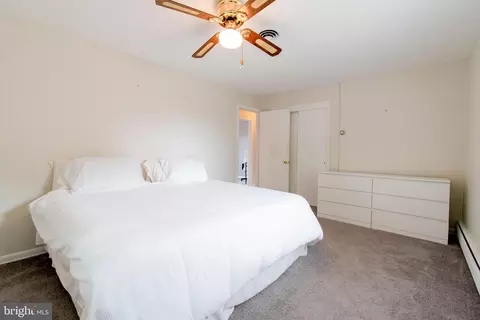 Bedroom - 3911 Sunset Dr, Hampstead, MD 21074 photo 2 of 7