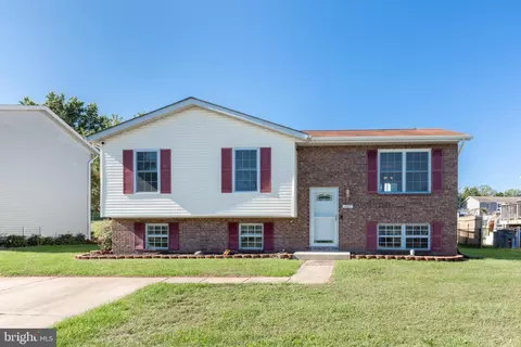 209 Grand Dr, Taneytown, MD 21787