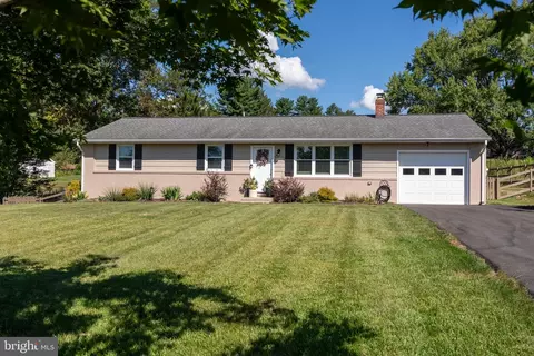 2324 Pin Oak Dr, Finksburg, MD 21048