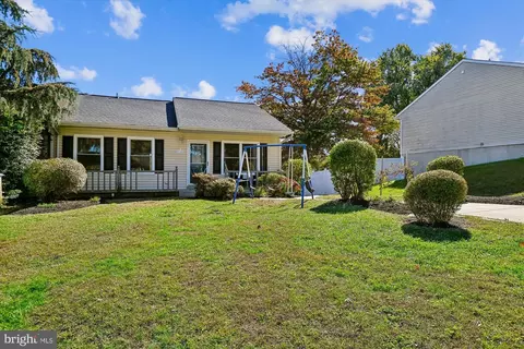 304 Crestview Ct, Westminster, MD 21158 photo 3
