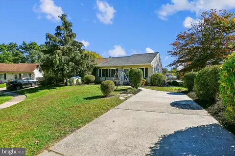 304 Crestview Ct, Westminster, MD 21158 photo 5