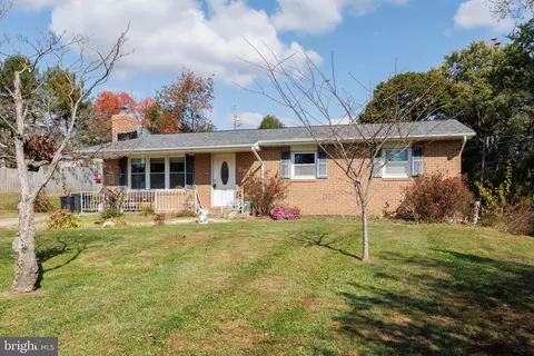 618 Lynn Way, Sykesville, MD 21784