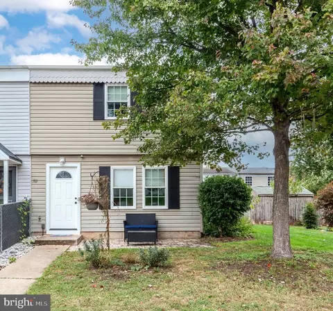 505 Chestnut Ct, Taneytown, MD 21787