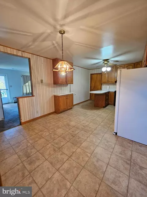 1124 Cedarbrook Rd, Hampstead, MD 21074 photo 10