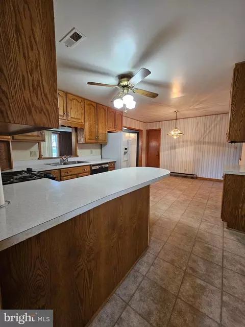 1124 Cedarbrook Rd, Hampstead, MD 21074 photo 13