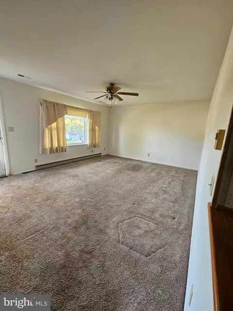 1124 Cedarbrook Rd, Hampstead, MD 21074 photo 8