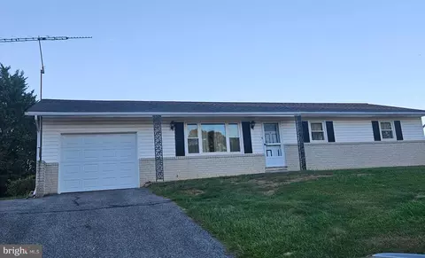 1124 Cedarbrook Rd, Hampstead, MD 21074 photo 6
