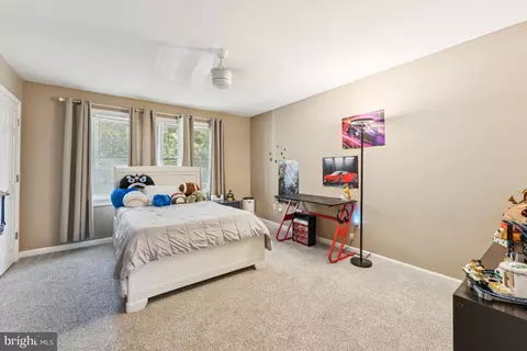 Bedroom - 1230 Allview Dr, Hampstead, MD 21074 photo 2 of 5