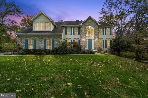 7460 Porter Dr, Mount Airy, MD 21771