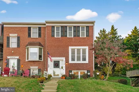 714 Robinwood Dr, Mount Airy, MD 21771