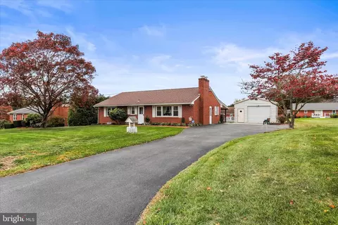 238 Bezold Ave, Westminster, MD 21157
