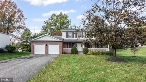 1270 Campus Ct, Westminster, MD 21157