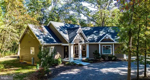 213 Blue Heron Dr, Westminster, MD 21157