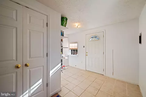 Entry Way - 4127 Falls Rd, Millers, MD 21102 photo 4 of 4