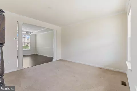 Entry Way - 209 Colbert St, Taneytown, MD 21787 photo 5 of 21