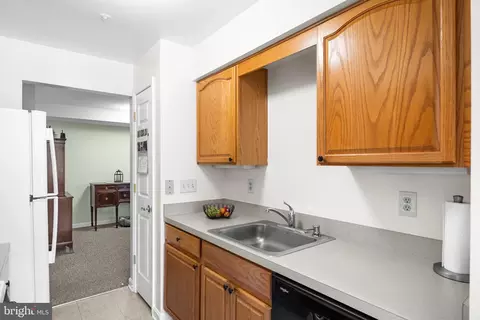 Kitchen - 3840 Normandy Dr #2A, Hampstead, MD 21074 photo 3 of 4