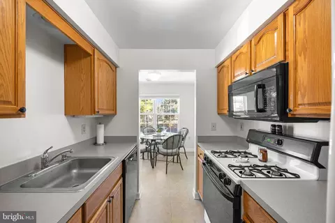 Kitchen - 3840 Normandy Dr #2A, Hampstead, MD 21074 photo 4 of 4