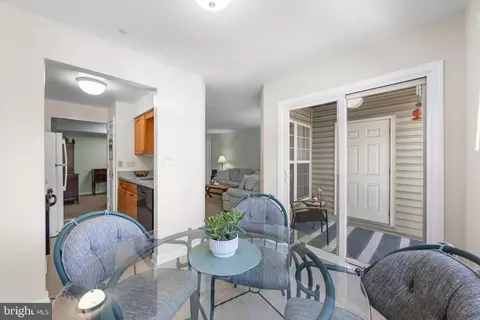 Dining - 3840 Normandy Dr #2A, Hampstead, MD 21074 photo 2 of 2