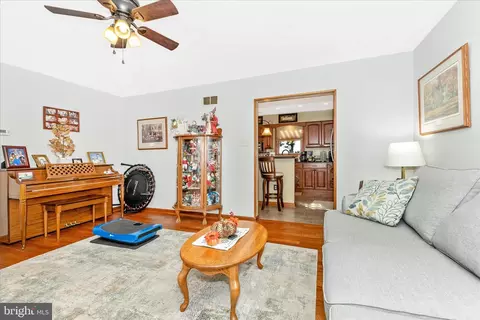 592 Scott Dr, Westminster, MD 21157 photo 14