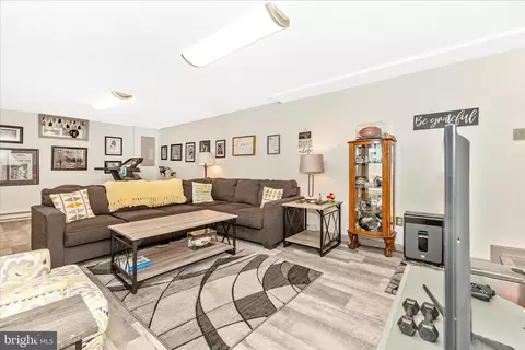 592 Scott Dr, Westminster, MD 21157 photo 43