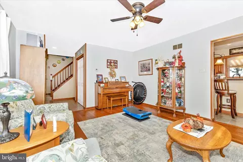 592 Scott Dr, Westminster, MD 21157 photo 15