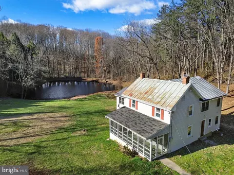 4100 Simpson Dr, Westminster, MD 21158 photo 2