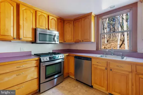 4100 Simpson Dr, Westminster, MD 21158 photo 14
