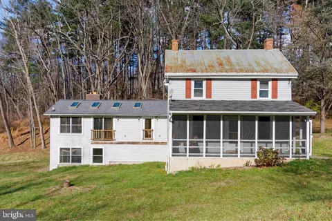 4100 Simpson Dr, Westminster, MD 21158 photo 3