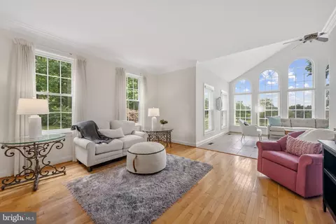 4206 Sequoia Dr, Westminster, MD 21157 photo 8