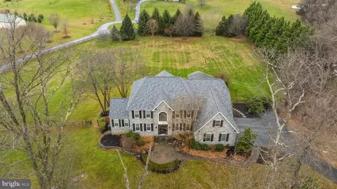 4206 Sequoia Dr, Westminster, MD 21157