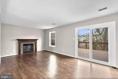 496 Silver Ct, Westminster, MD 21158 photo 7