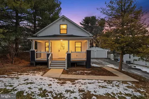 32 Sullivan Ave, Westminster, MD 21157