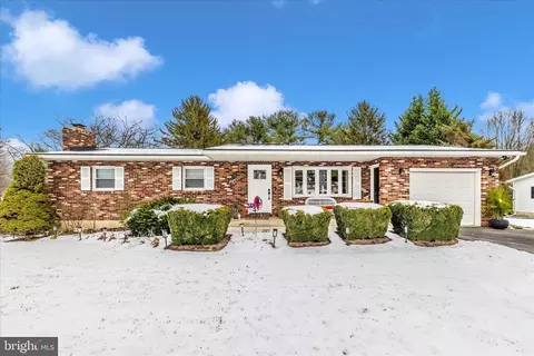 5313 Pommel Dr, Mount Airy, MD 21771