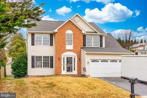885 Eden Farm Cir, Westminster, MD 21157