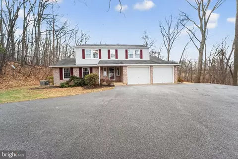1445 S Pleasant Valley Rd, Westminster, MD 21158